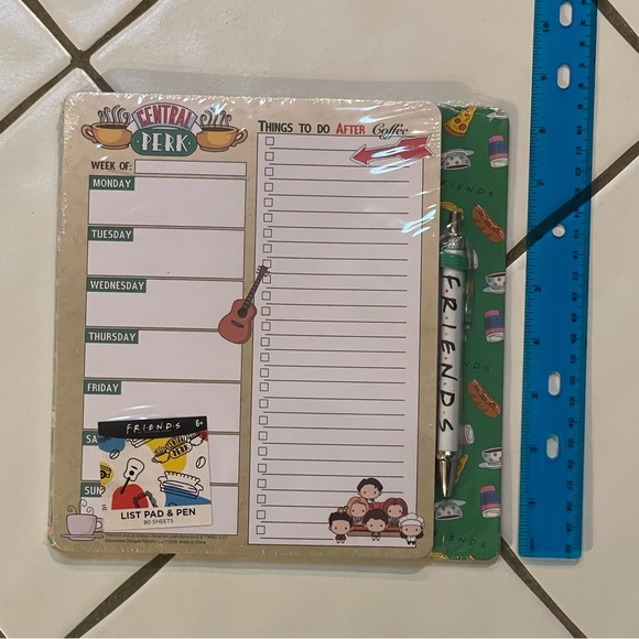 NWT Friends TV Show themed Bundle crew neck t-shirt in burgundy like tone - Picture 9 of 14